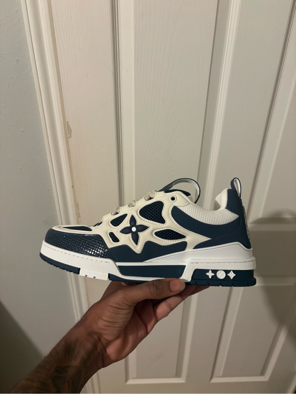 Louis Vuitton Men’s White and Dark Blue Low-Top Sneakers